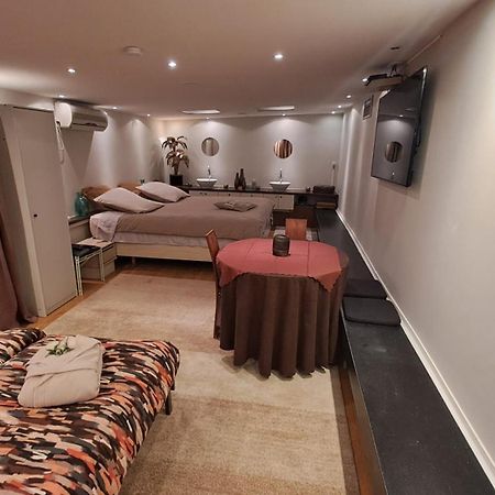Beautyd Familie- Of Gezinskamer Junior-Suite Centrum Gullegem Wevelgem Eksteriør billede