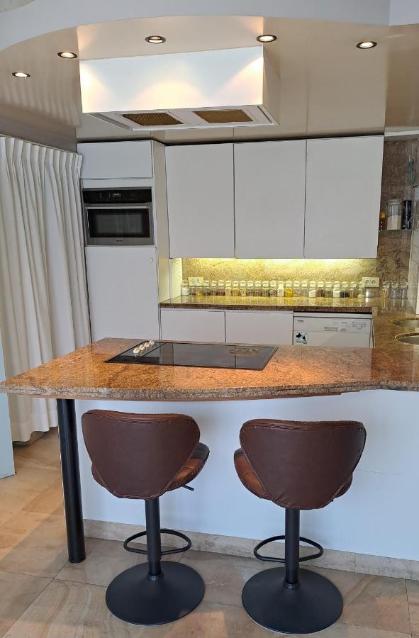 Beautyd Familie- Of Gezinskamer Junior-Suite Centrum Gullegem Wevelgem Eksteriør billede
